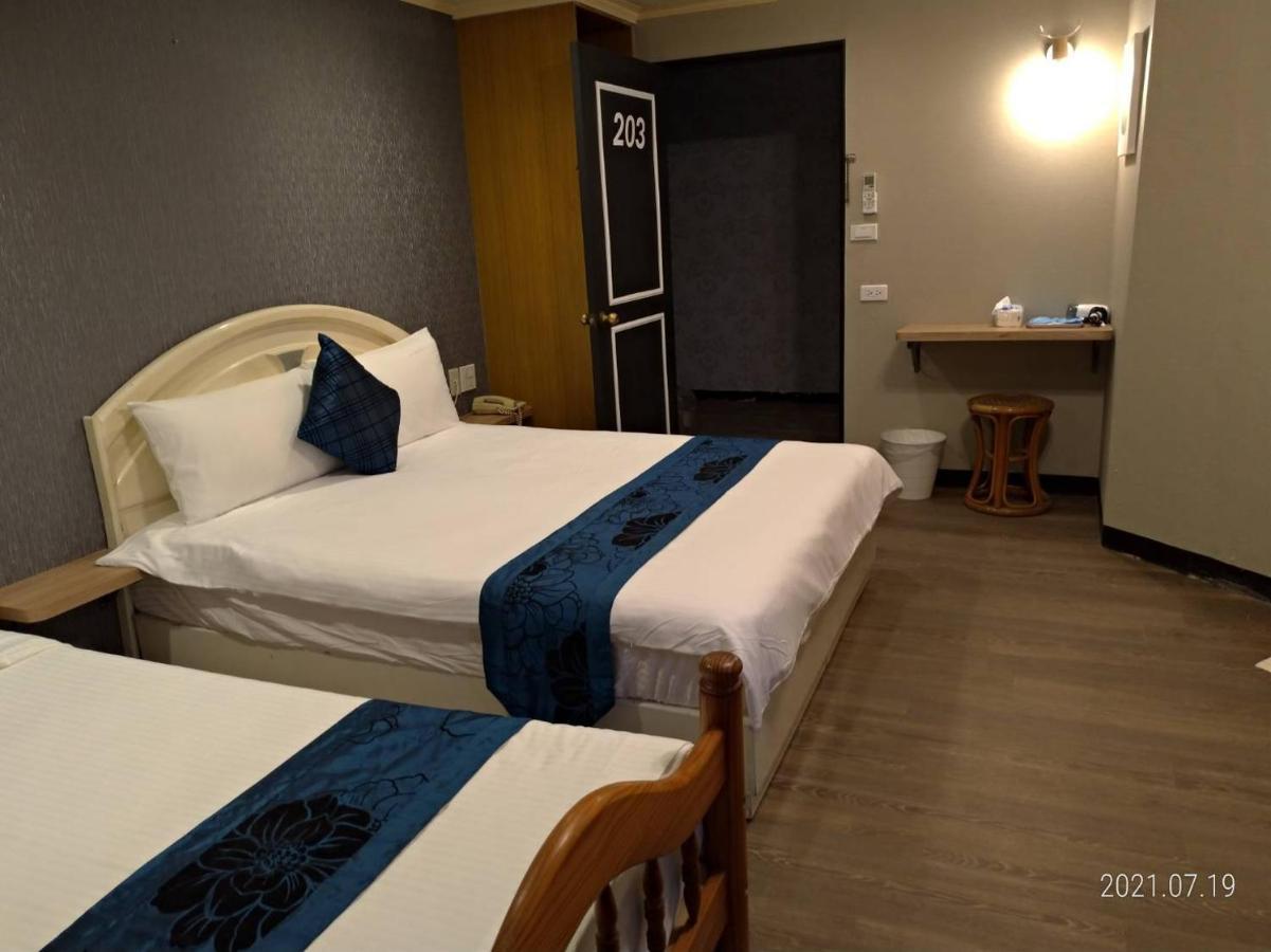 Guan Lun Hotel Hualien City Exterior foto