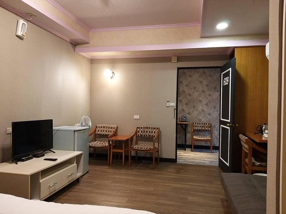 Guan Lun Hotel Hualien City Exterior foto