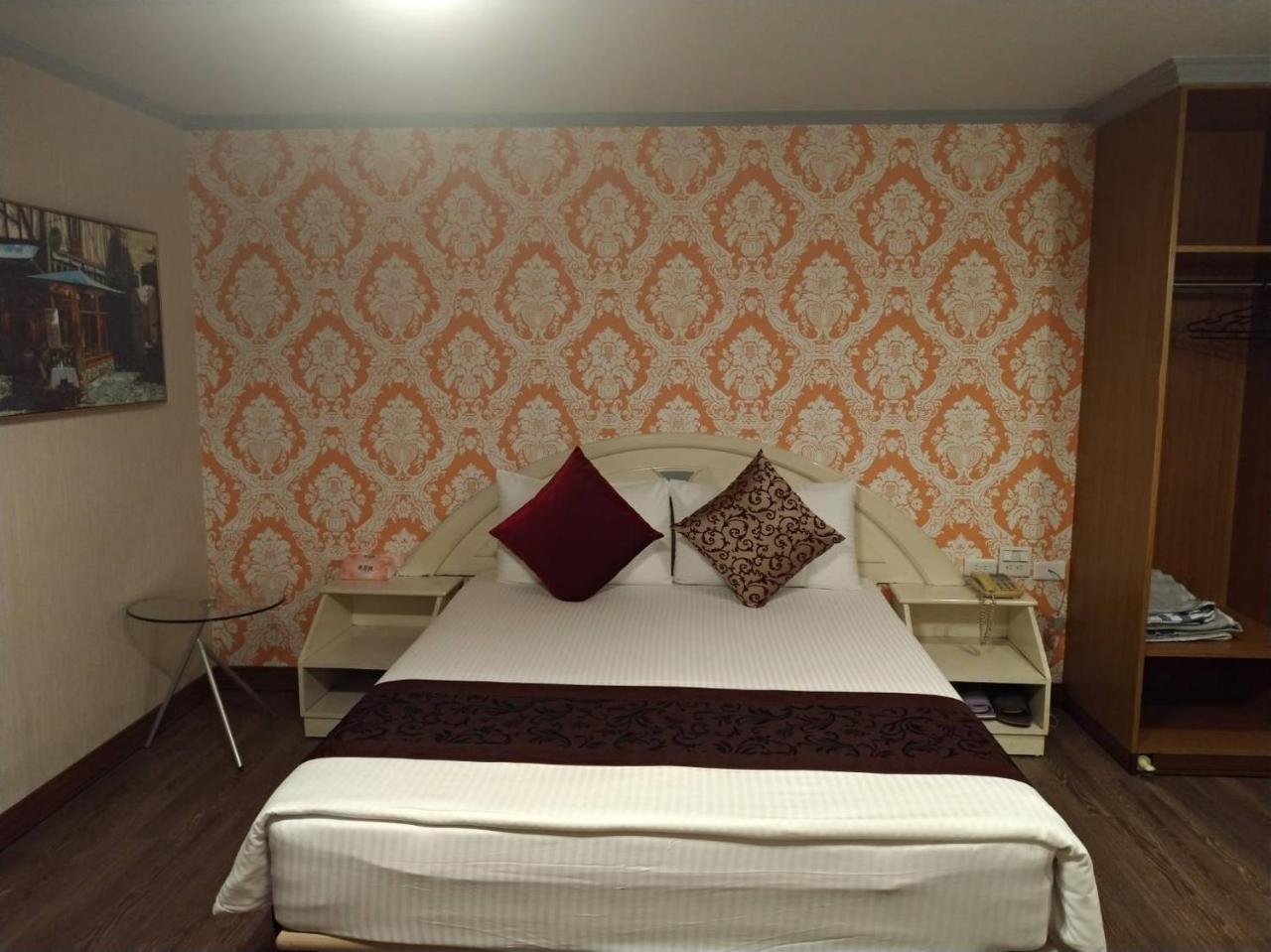 Guan Lun Hotel Hualien City Exterior foto