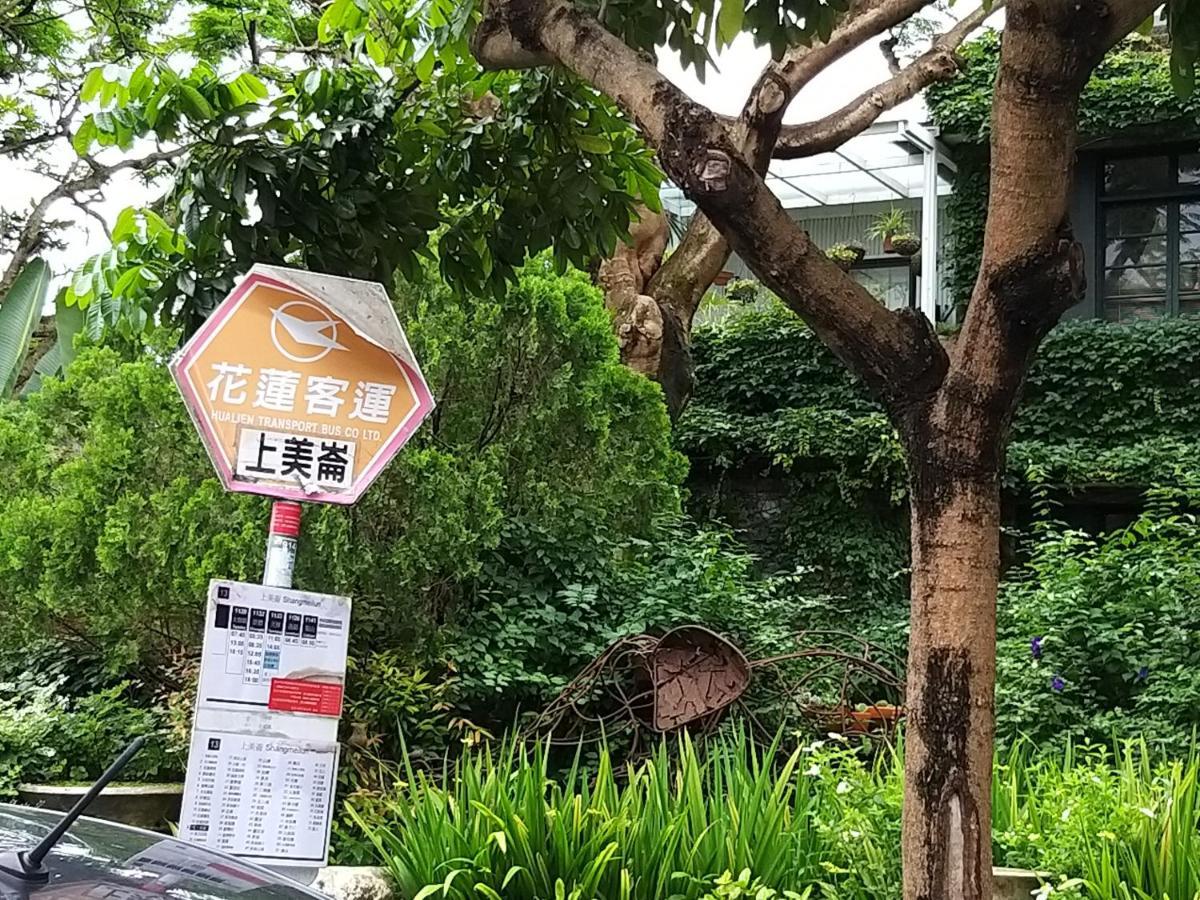 Guan Lun Hotel Hualien City Exterior foto